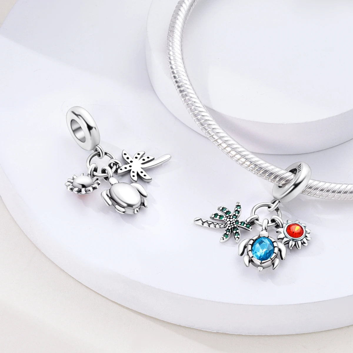 Charm Tortue & Soleil Tropical – Émaillé | Symbole de Sérénité & Aventure