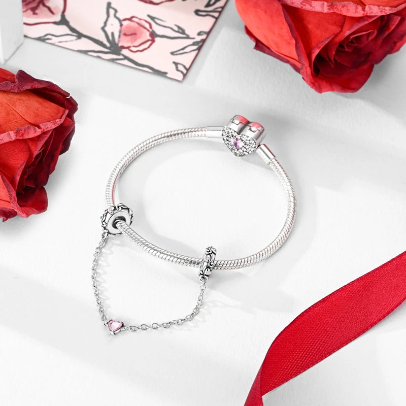 Chaîne de Sécurité Cœur Rose – Douceur & Élégance pour Bracelet
