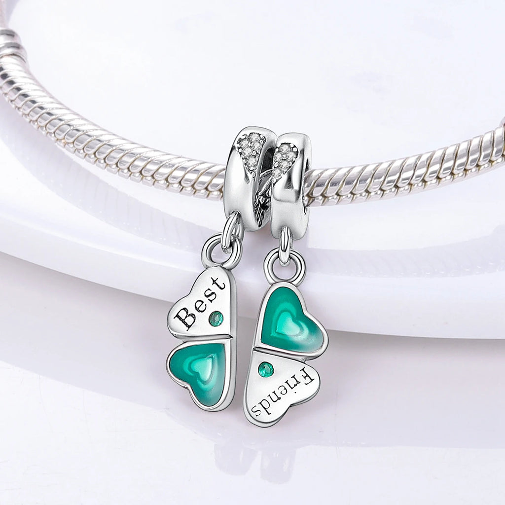 Charm Best Friends Trèfle Vert – Symbole d’Amitié & de Chance